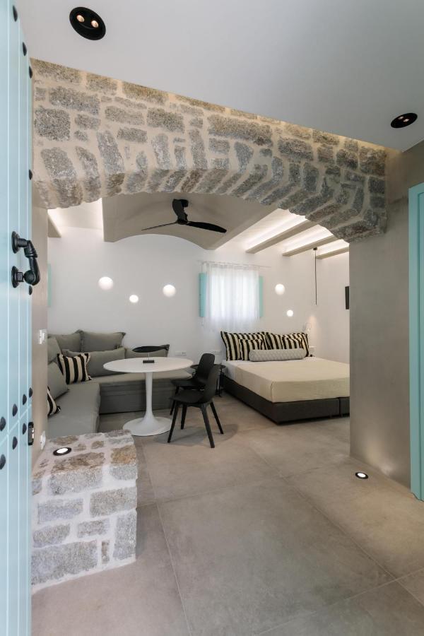 Majo Suites Hotel Agia Anna  Exteriör bild