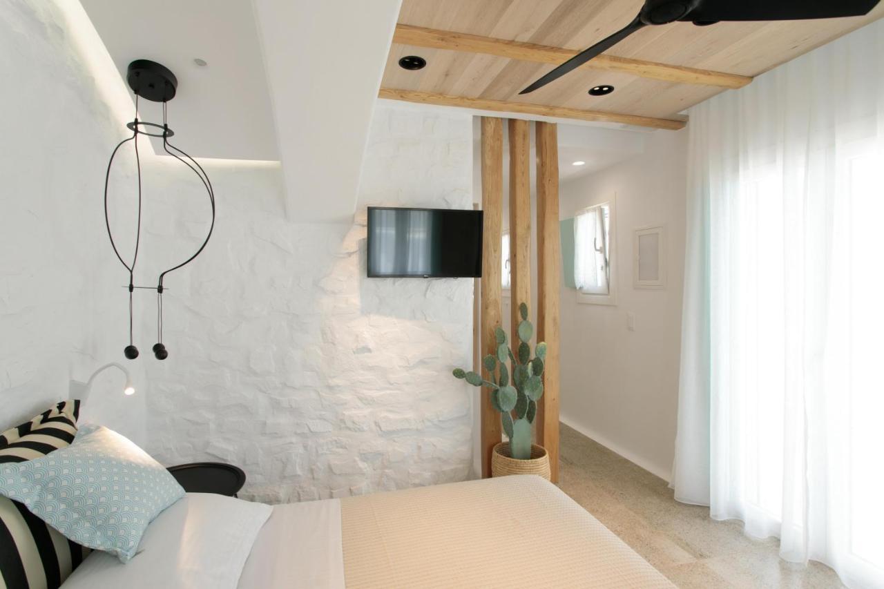 Majo Suites Hotel Agia Anna  Exteriör bild
