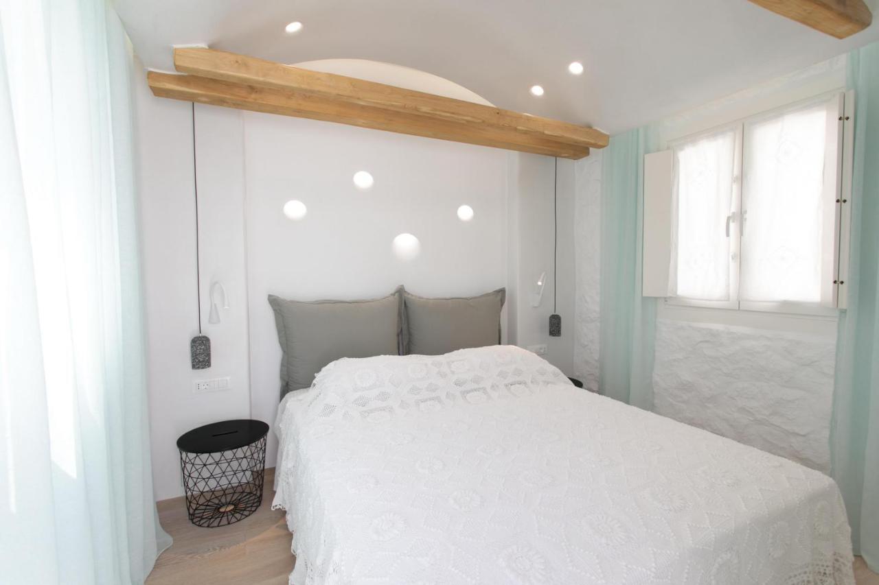 Majo Suites Hotel Agia Anna  Exteriör bild