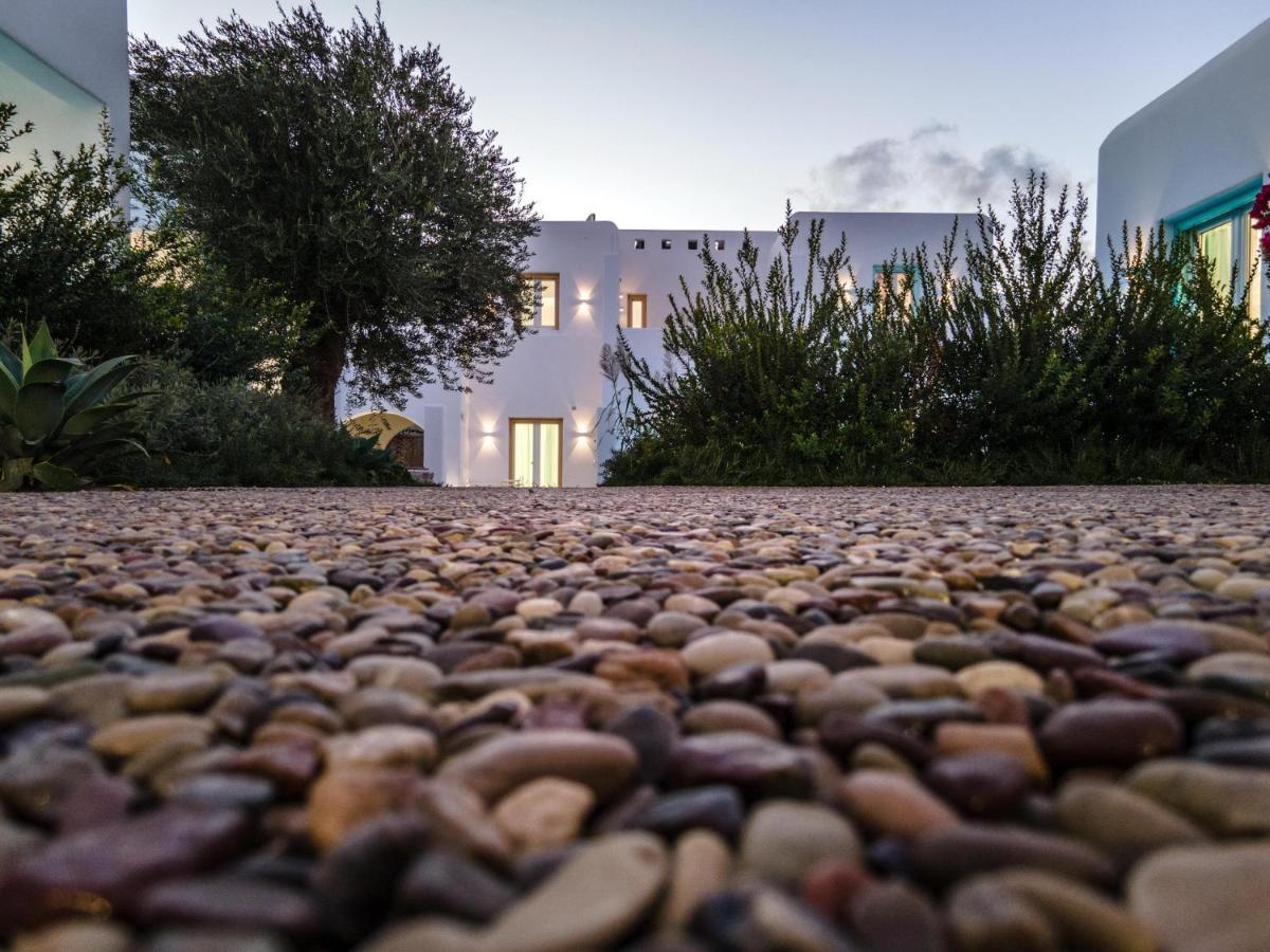 Majo Suites Hotel Agia Anna  Exteriör bild