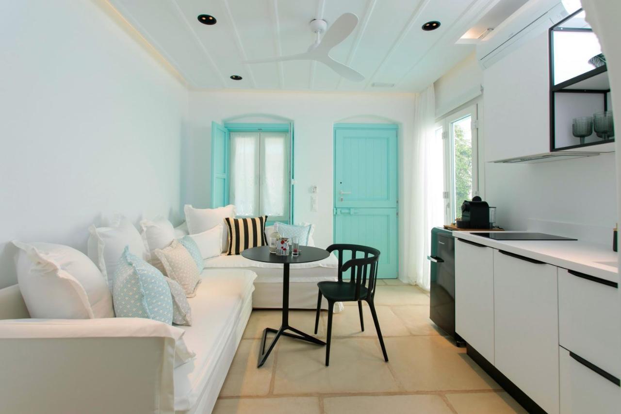 Majo Suites Hotel Agia Anna  Exteriör bild