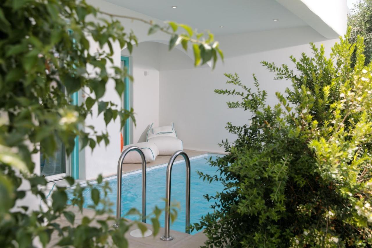 Majo Suites Hotel Agia Anna  Exteriör bild