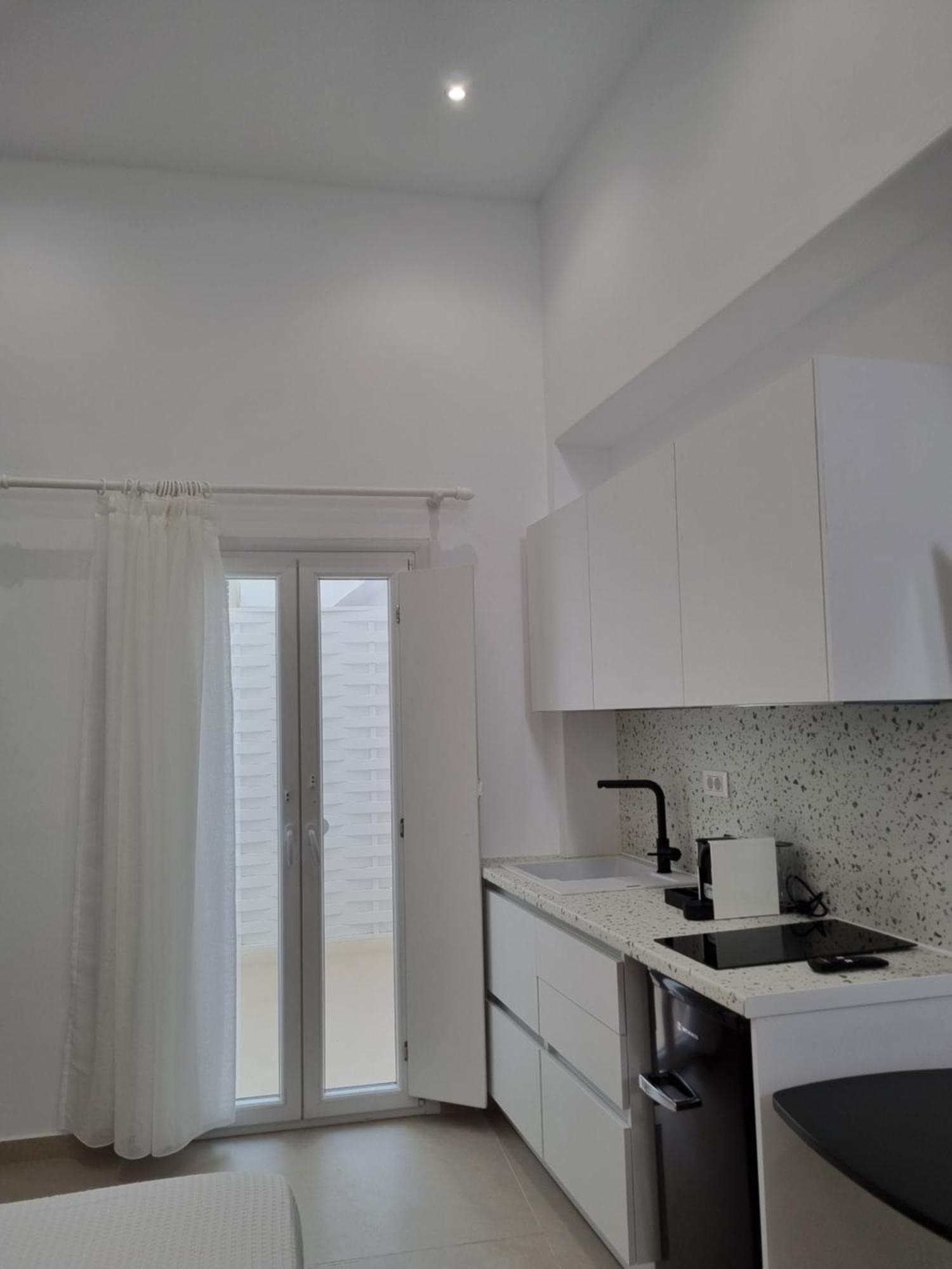 Majo Suites Hotel Agia Anna  Exteriör bild