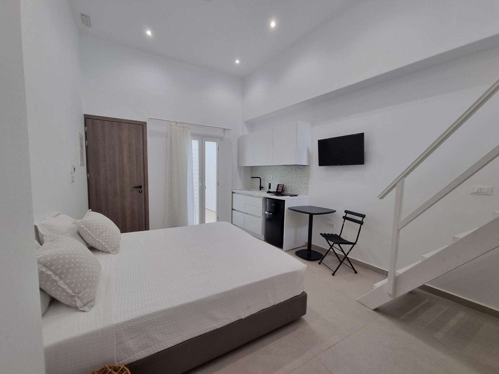 Majo Suites Hotel Agia Anna  Exteriör bild